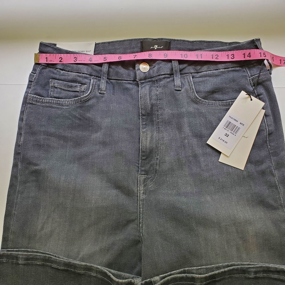 7 For All Mankind - Picture 9 of 14